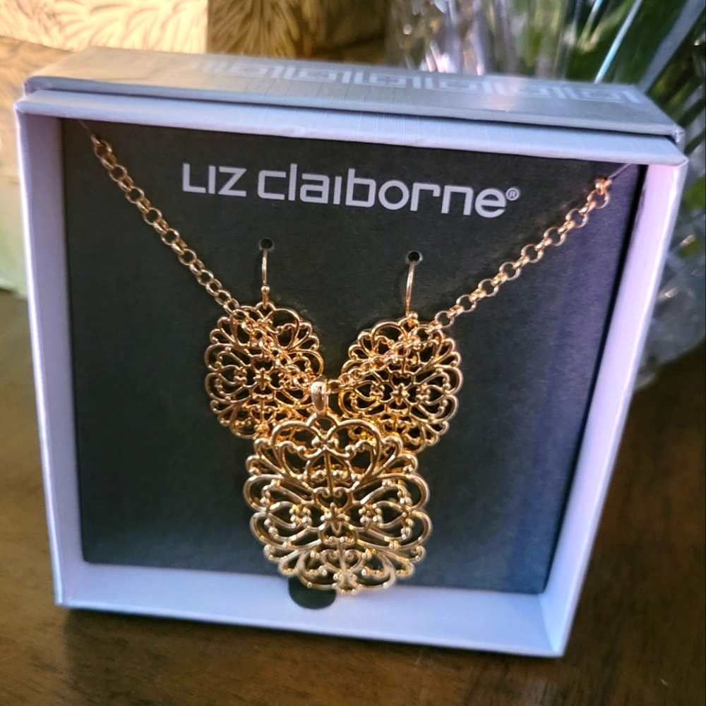 Liz Claiborne Gold Tone 2-pcJewelry Set
